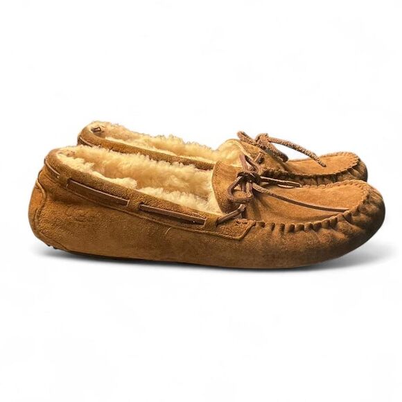 Ugg Moccasin Slippers - Picture 1 of 4